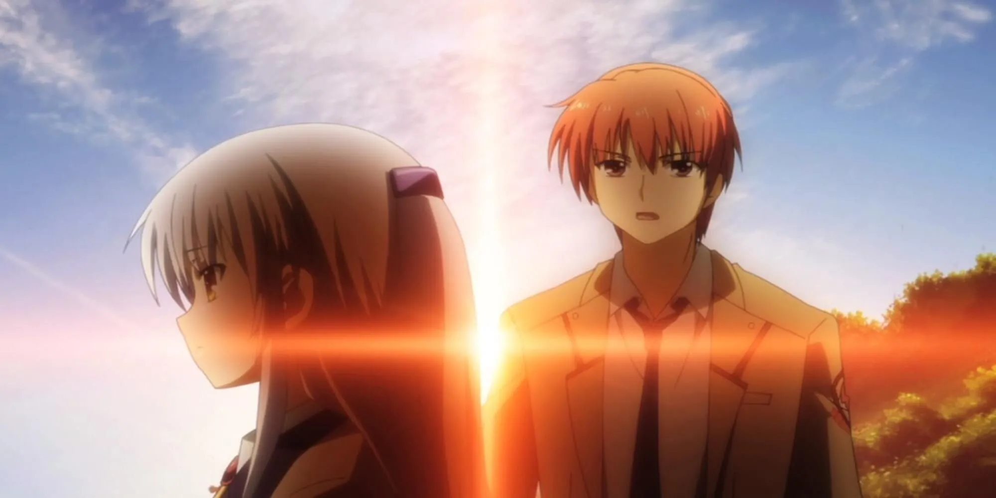 Kanade Tachibana và Yuzuru Otonashi trong cảnh cuối của Angel Beats