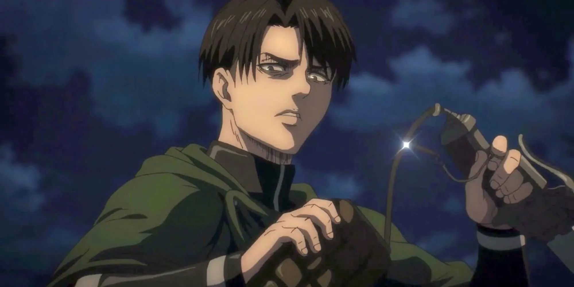 Levi Ackerman trong Attack On Titan sử dụng bộ cơ động 3D và kiếm
