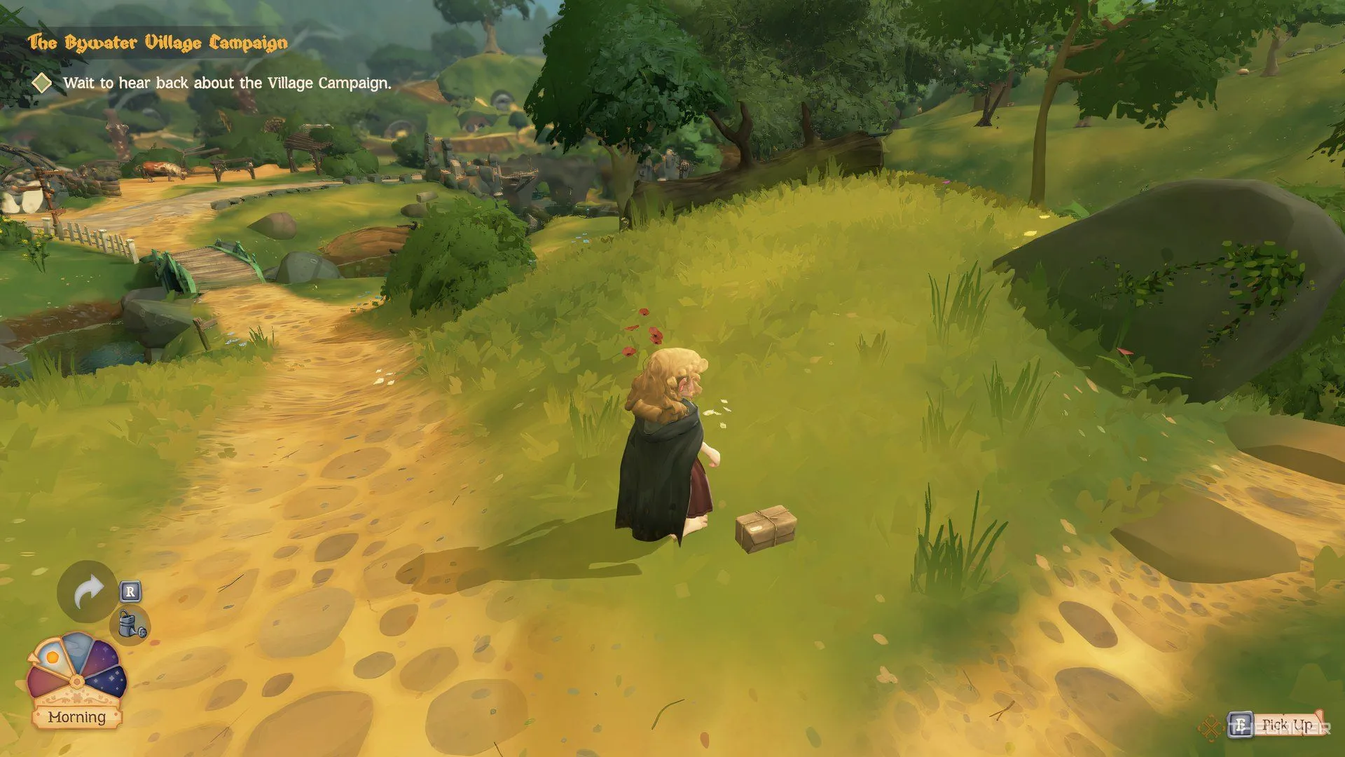 Một gói hàng bị thất lạc nằm trên đường đi trong Tales of the Shire, minh họa vật phẩm mà người chơi có thể tìm thấy và trả lại cho chủ.