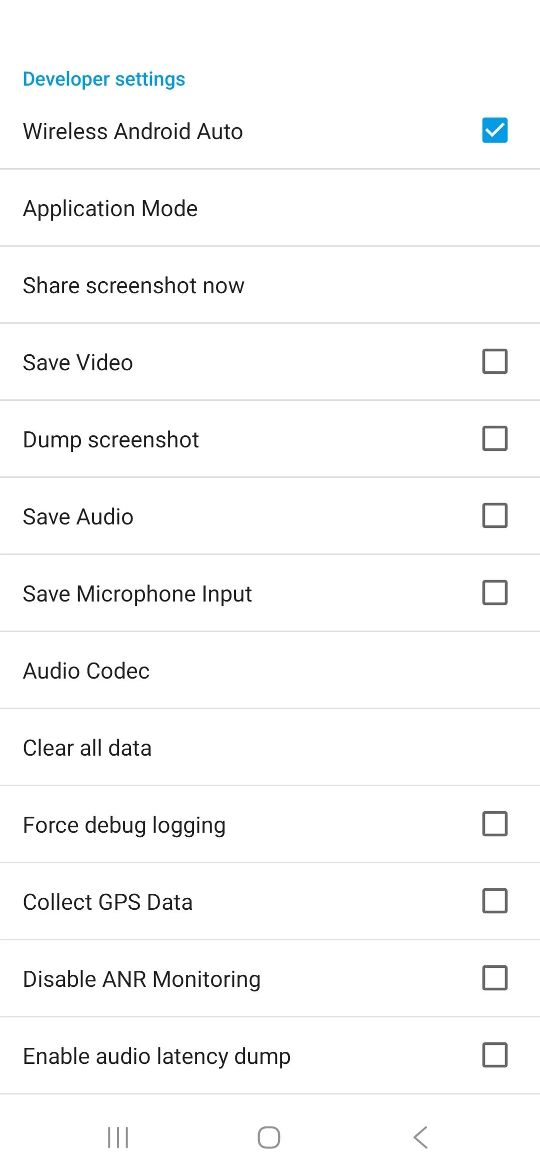 Danh sách tùy chọn nhà phát triển trên Android Auto với Save Video và Save Audio đã tắt