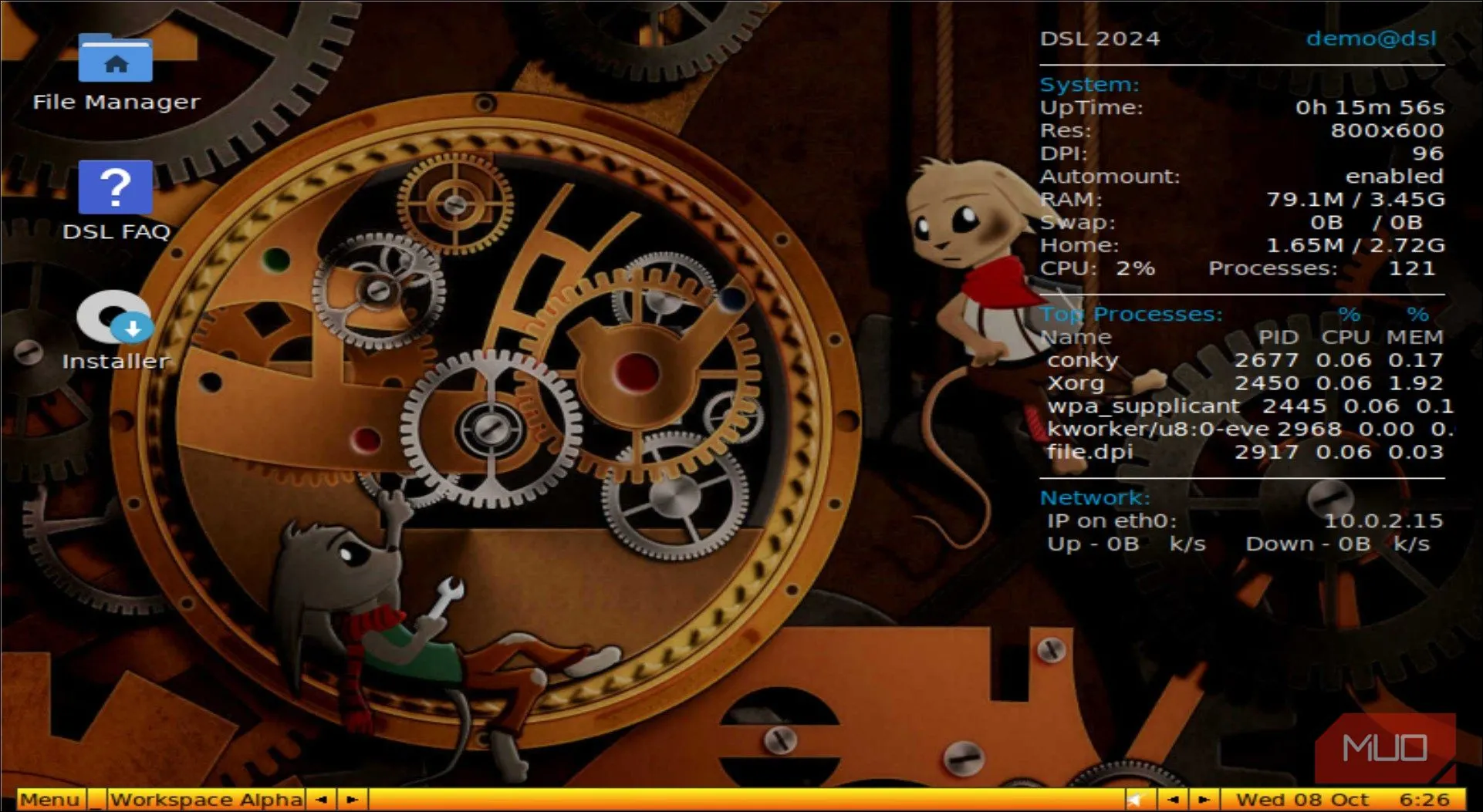 Giao diện Damn Small Linux trên laptop cũ — khởi động nhanh cho máy yếu, phù hợp chạy emulator và game retro