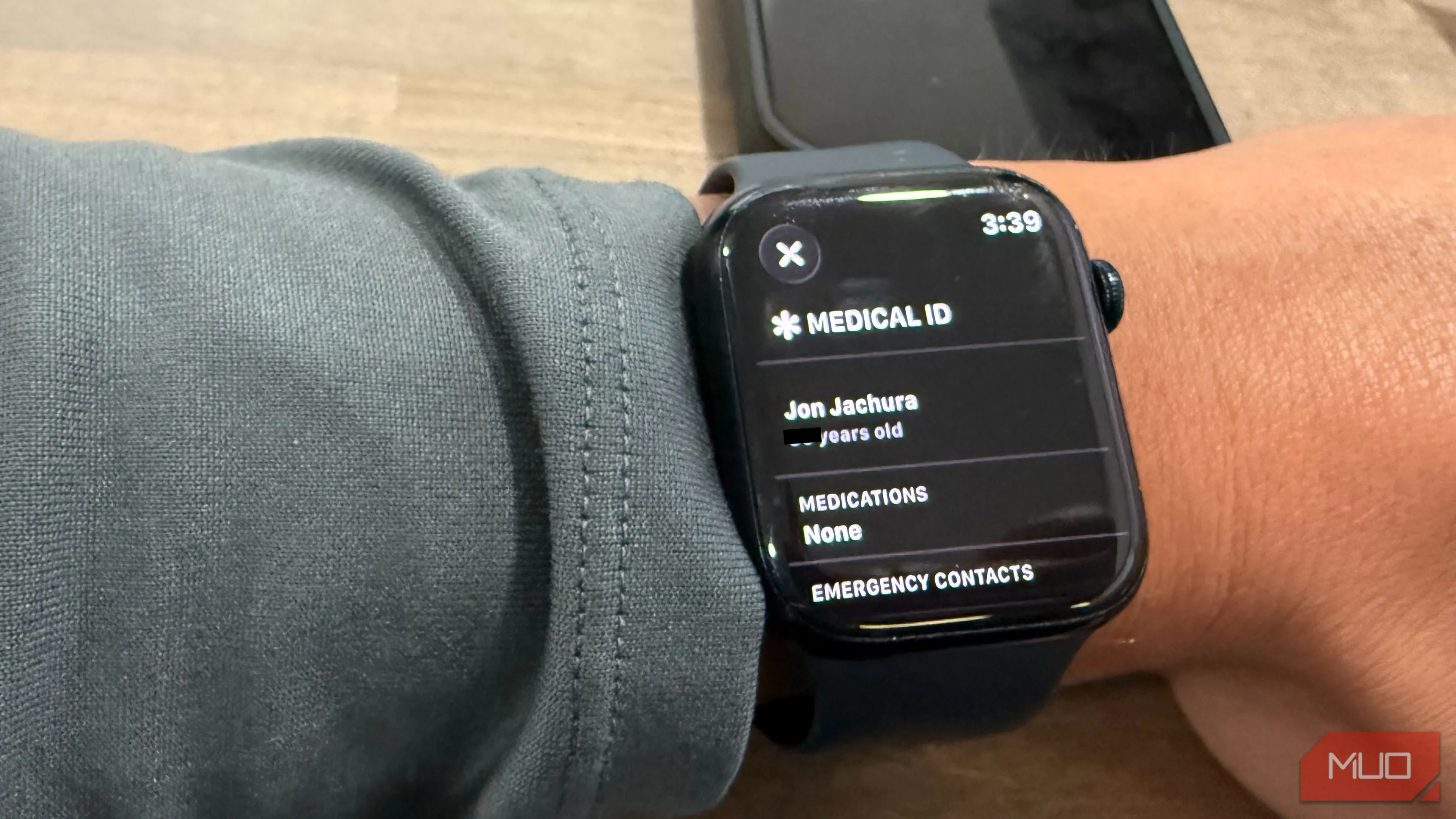 Giao diện Medical ID trên Apple Watch hiển thị thông tin y tế khẩn cấp