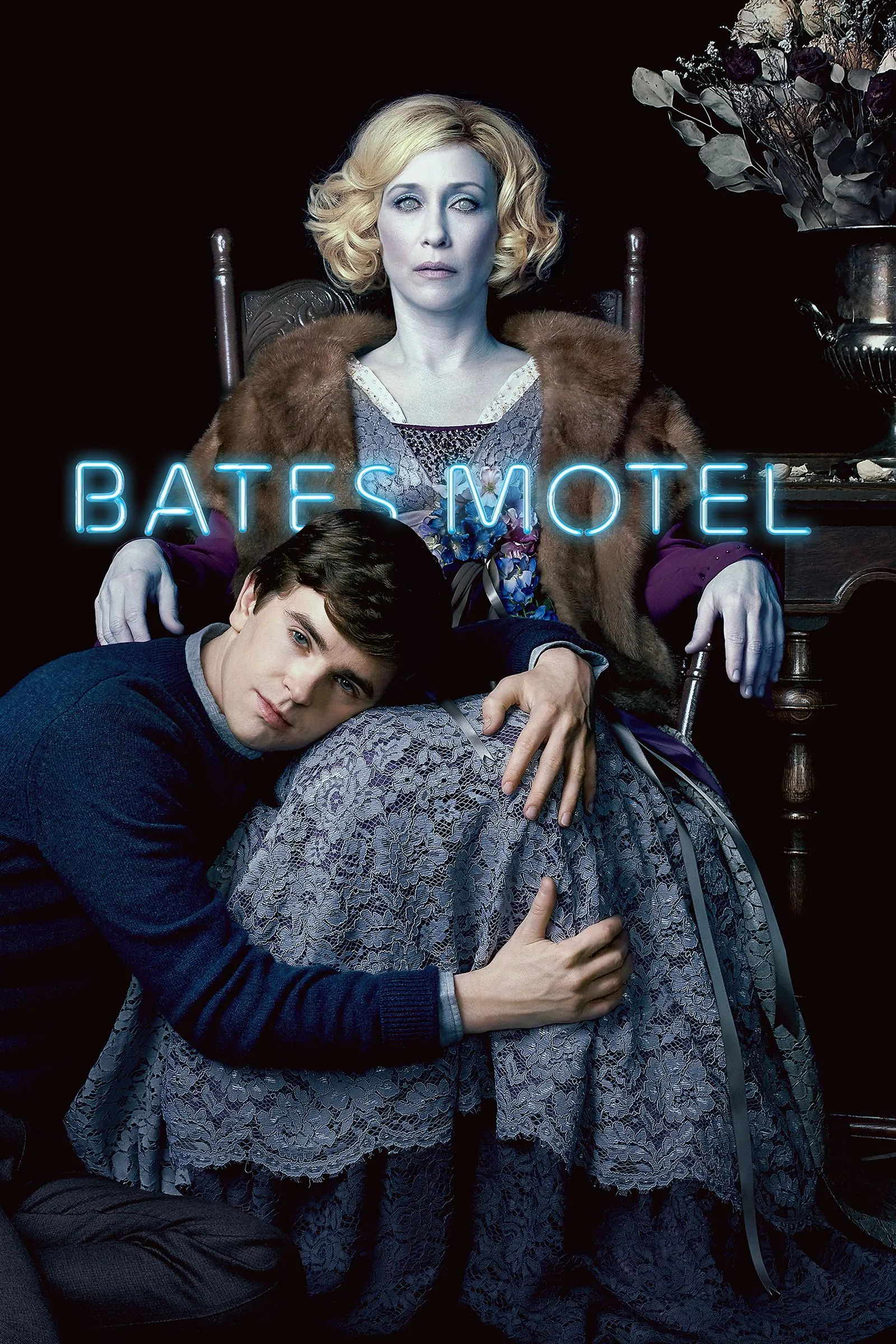poster Bates Motel tiền truyện Psycho với Vera Farmiga và Freddie Highmore