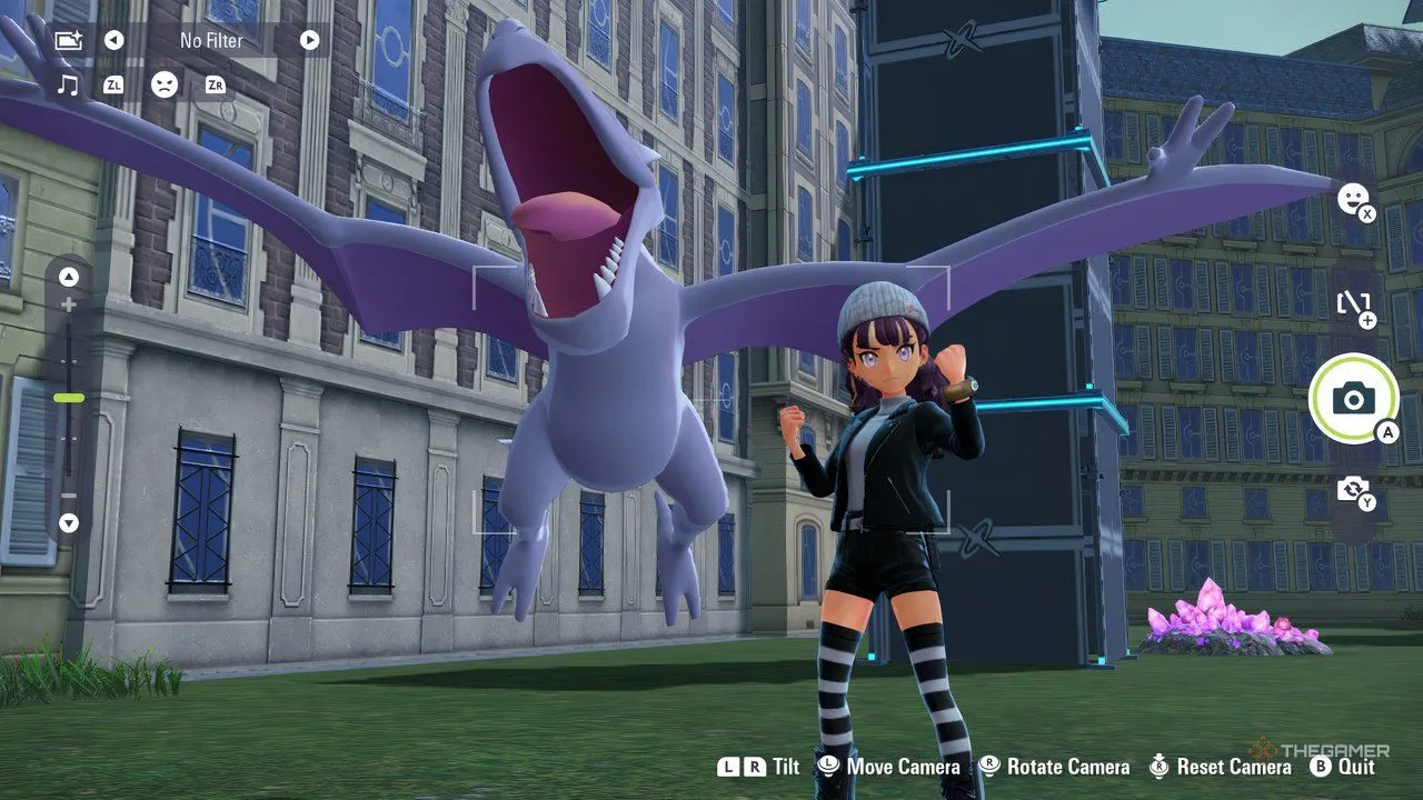 Trainer với Aerodactyl - TM Rock tham khảo