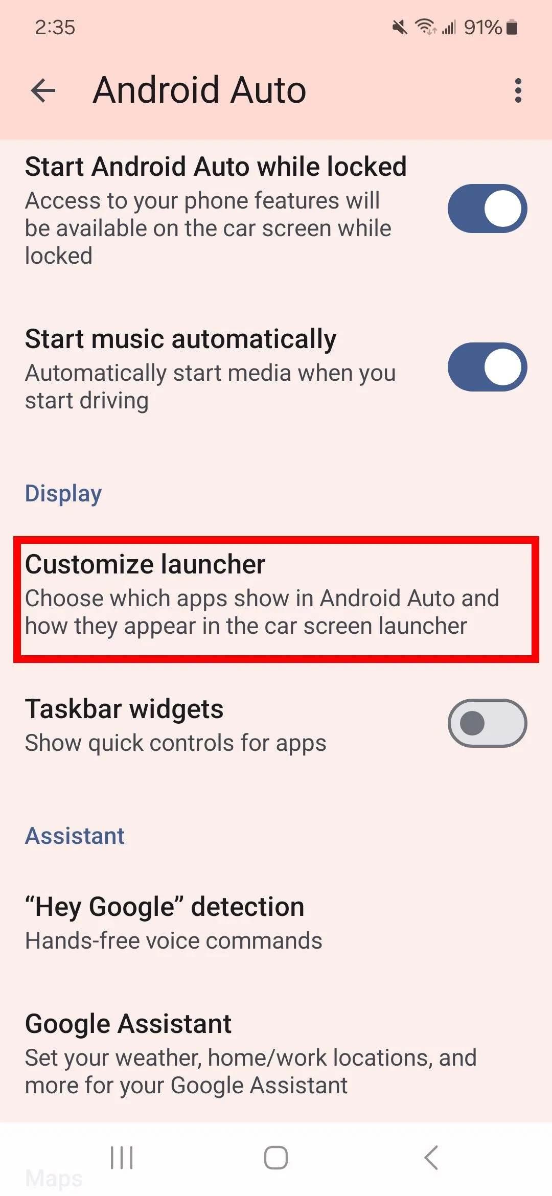 Tùy chọn Customize launcher trong Android Auto để thay đổi thứ tự ứng dụng